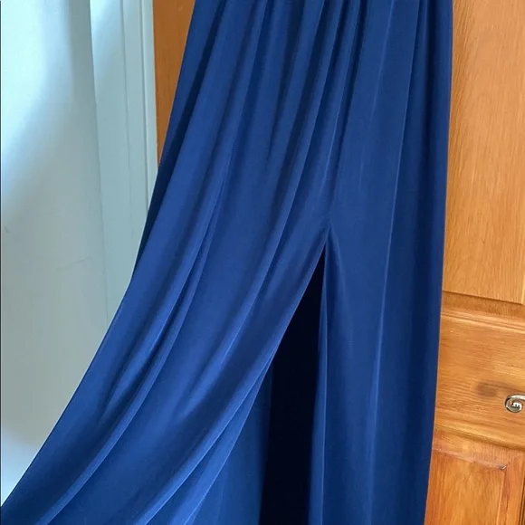 NWT Formal Dress - Picture 4 of 4